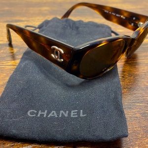 Vintage Chanel Tortoiseshell Sunglasses